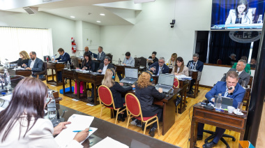 En una votación ajustada la legislatura habilitó la cria de salmónidos fuera del Canal Beagle