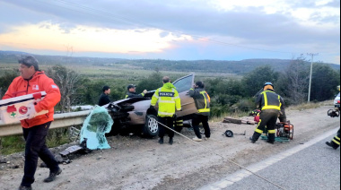 Un hombre resultó con graves heridas tras chocar contra un guardarraíl