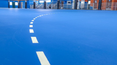 Gobierno realiza refacciones en la cancha del Gimnasio "Jorge Muriel"