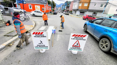 La Municipalidad de Ushuaia anunció que continúa tapando baches