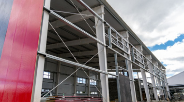Avanzan las obras del nuevo gimnasio del Colegio Soberanía Nacional