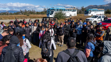 Más de 100 jóvenes participaron del 1° recorrido interprovincial a Puerto Almanza