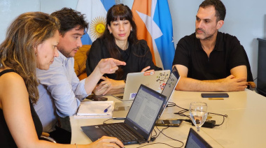 Devita encabezó la primera reunión anual de la CAAE