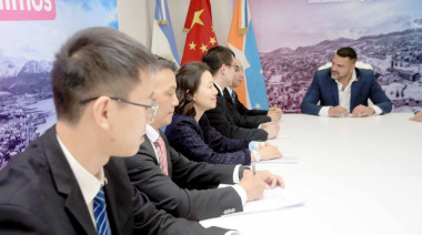 Vuoto recibió al embajador de China en la intendencia
