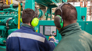 Este domingo continuarán en Tolhuin los trabajos sobre el nuevo generador cummins N°3