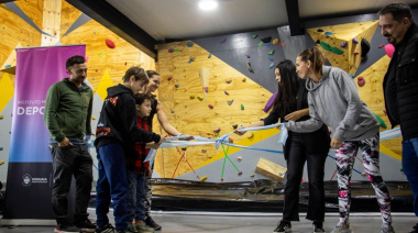 La nueva palestra municipal de Ushuaia es "Un impulso al desarrollo deportivo"