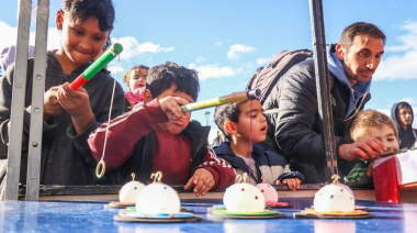 Masiva convocatoria en "Pascuas en la Plaza" con más de 500 vecinos y vecinas