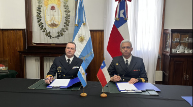 Armadas de Argentina y Chile concretaron encuentro en Ushuaia