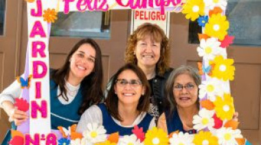 Mónica Urquiza acompañó a la comunidad educativa del jardín Nº 8 “Caminitos de colores”