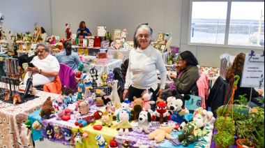 Gobierno consolida la feria de artesanos locales como espacio de encuentro vecinal