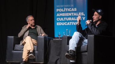 A sala llena se llevó a cabo la entrevista abierta a Luciano Cáceres
