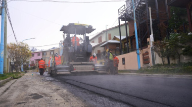 La Municipalidad avanza con los trabajos de repavimentación de las calles Jerez y Monseñor Scriva