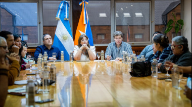 Melella encabezó la primera mesa de trabajo con vecinos por el subsidio al GLP