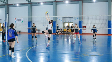 El vóley femenino fueguino continúa su preparación para los Juego de la Araucanía 2026