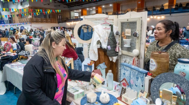 Gran convocatoria de vecinos en la Expo Emprendiendo y el Mercado Concentrador