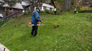 El Municipio lleva adelante tareas de mantenimiento en espacios verdes de la ciudad