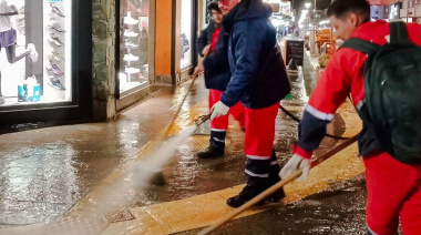 La Municipalidad realiza tareas de limpieza y lavado en las principales arterias de la ciudad