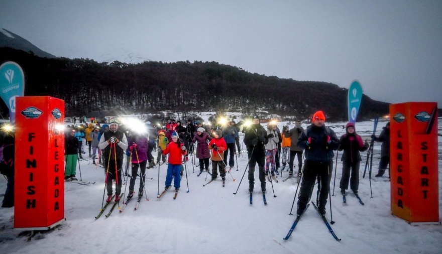 La Municipalidad organizó la 16° edición de la Marcha Nocturna de Esquí de Fondo