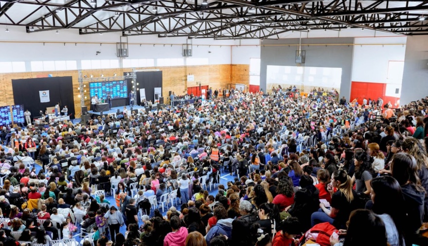 Gran convocatoria en Río Grande en el bingo “Mes de las Maternidades”