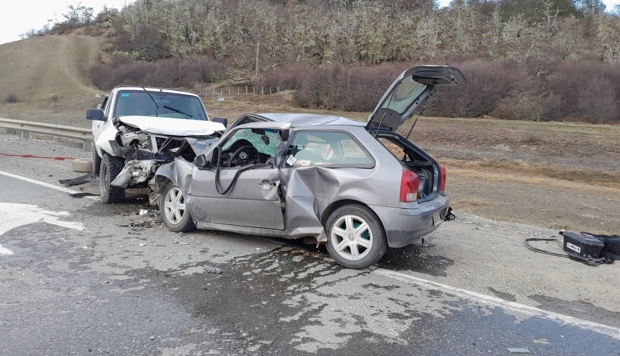 Un hombre y su hija de 7 años murieron en un accidente en la Ruta 3