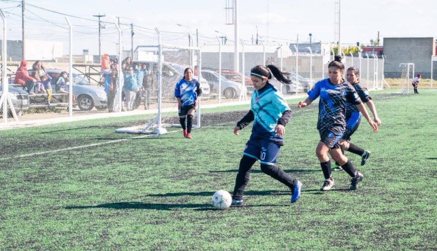 Se jugó el 2° Campeonato Barrial de Fútbol Femenino en Río Grande