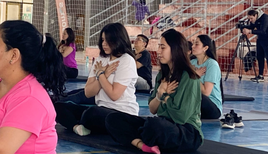 Río Grande vivió una exitosa jornada de Zumba y Yoga en el mes de las maternidades