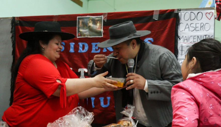 Vecinos y Vecinas disfrutaron de la  "Fiesta de las Provincianías" en el Centro Esther Fadul