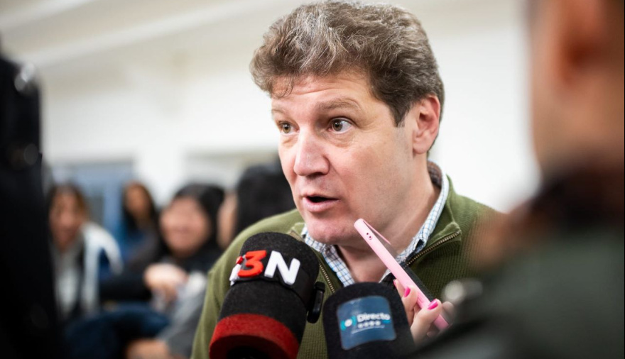 Melella justificó la acción judicial en contra de la intervención del puerto de Ushuaia