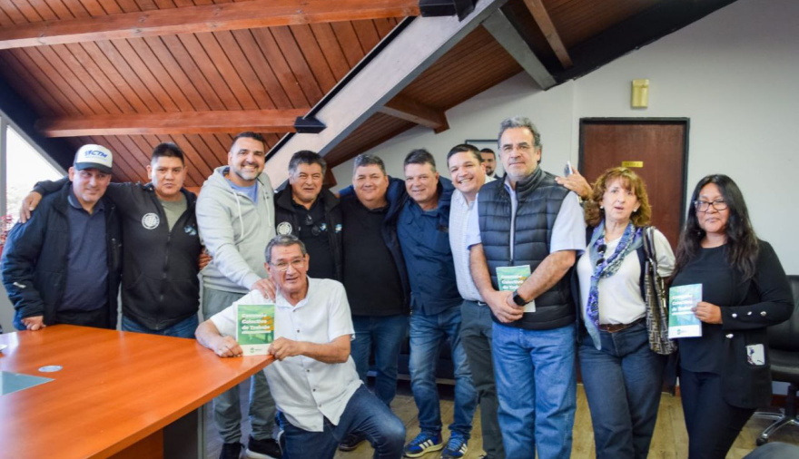 El Intendente de Ushuaia encabezó la presentación del convenio colectivo de trabajo homologado