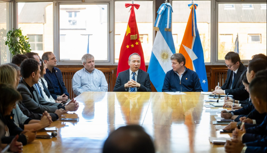 "Ya tenemos inversiones concretas de China y vendrán muchas más", aseguró el Gobernador