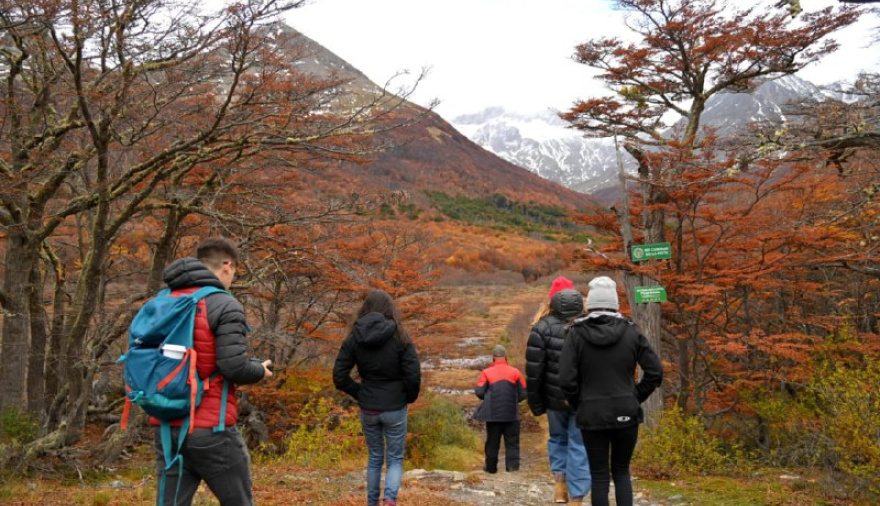 El INFUETUR junto al sector privadobusca fortalecer la llegada de viajeros al Fin del Mundo en temporada baja