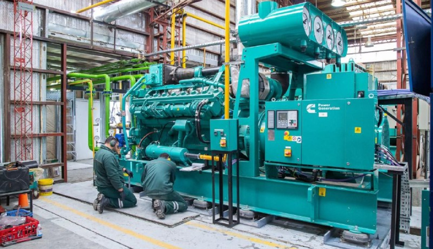La DPE informa tareas finales de calibración en el nuevo generador Cummins N°3 de Tolhuin