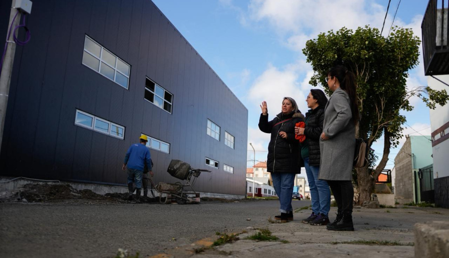 Ahumada: "Nos estamos transformando a Escuela Técnica y tener el gimnasio nos viene espectacular"