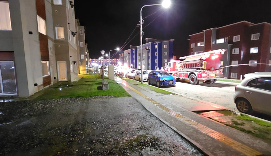 Incendio en barrio PROCREAR de Ushuaia