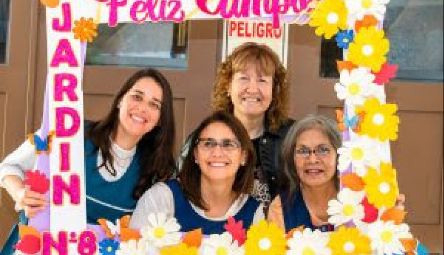 Mónica Urquiza acompañó a la comunidad educativa del jardín Nº 8 “Caminitos de colores”