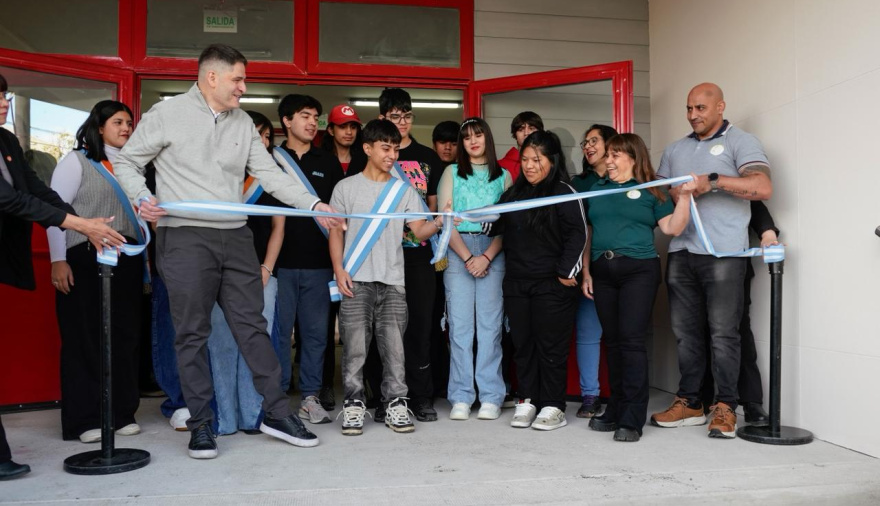 Quedó inaugurado el nuevo gimnasio del Colegio Soberanía Nacional