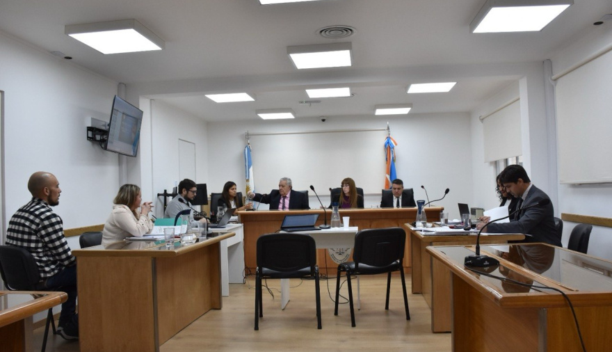 Robo a un remisero en Río Grande: mañana serán los alegatos del juicio