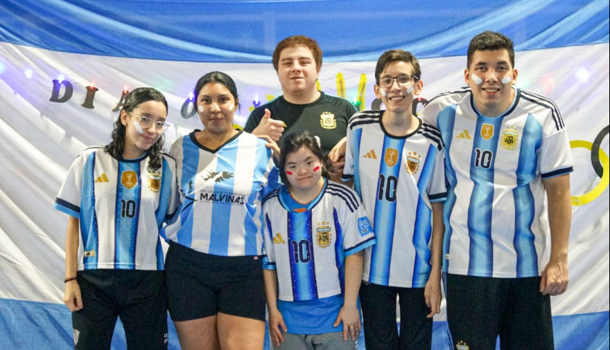 Mas de 30 atletas participaron del encuentro de escuelas deportivas de atletismo PCD por el Día Olimpico