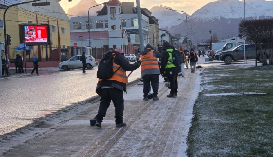 Realizan limpieza en el marco del Operativo Invierno