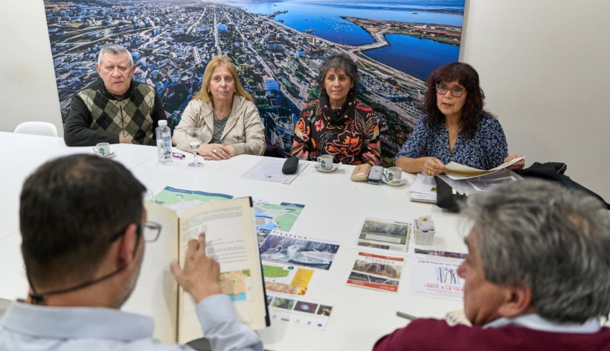 Representantes de la Fundación Cultivar se reunieron con funcionarios municipales