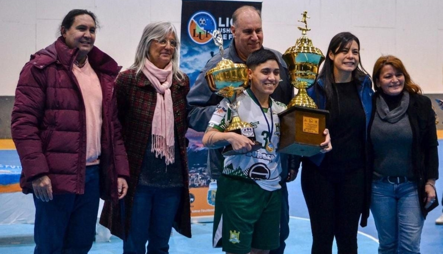 Escuela Municipal se quedó con la Copa Ushuaia "Olivia Giordano Makin"