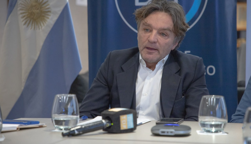 Cosentino explicó los alcances del alivio y desendeudamiento del BTF