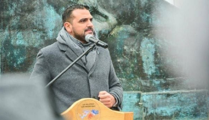 Vuoto valoró que se retome la construcción de la Base Naval Integrada