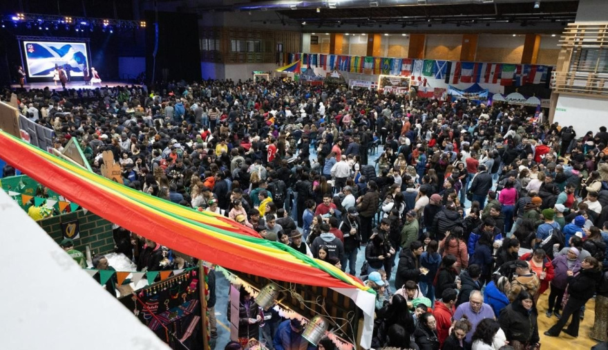Más de 10 mil personas pasaron por la tradicional Fiesta de las Colectividades
