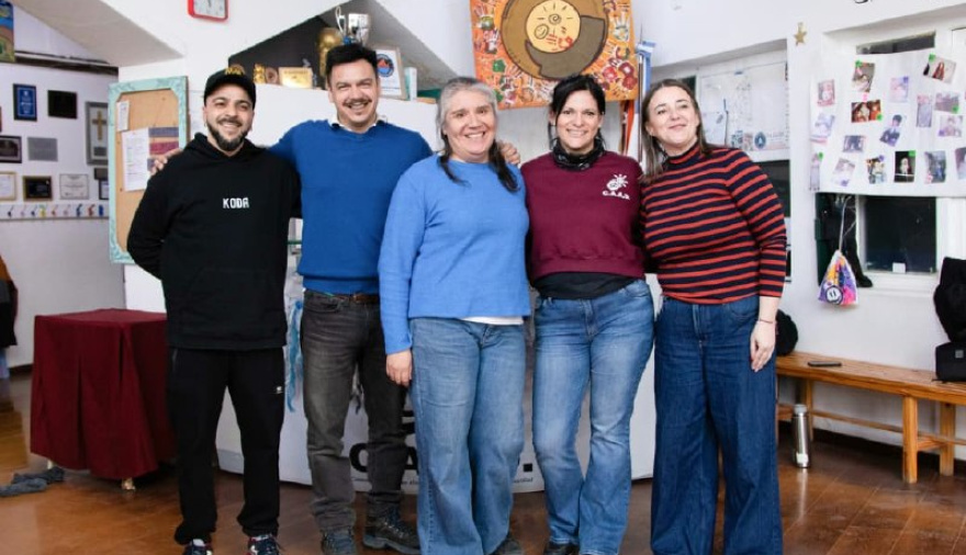 Rossi visitó el CAAD Ushuaia y destacó el trabajo de la institución