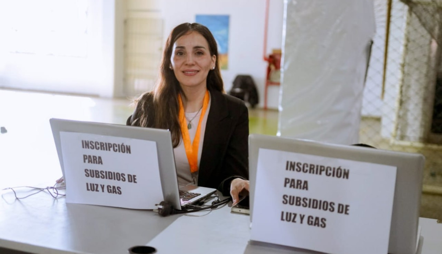Continúa el dispositivo para ayudar a vecinos a actualizar datos e información
