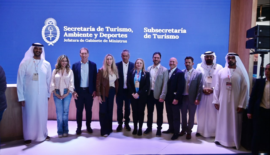 Karina Milei recorrió la FIT y destacó el potencial turístico de Argentina