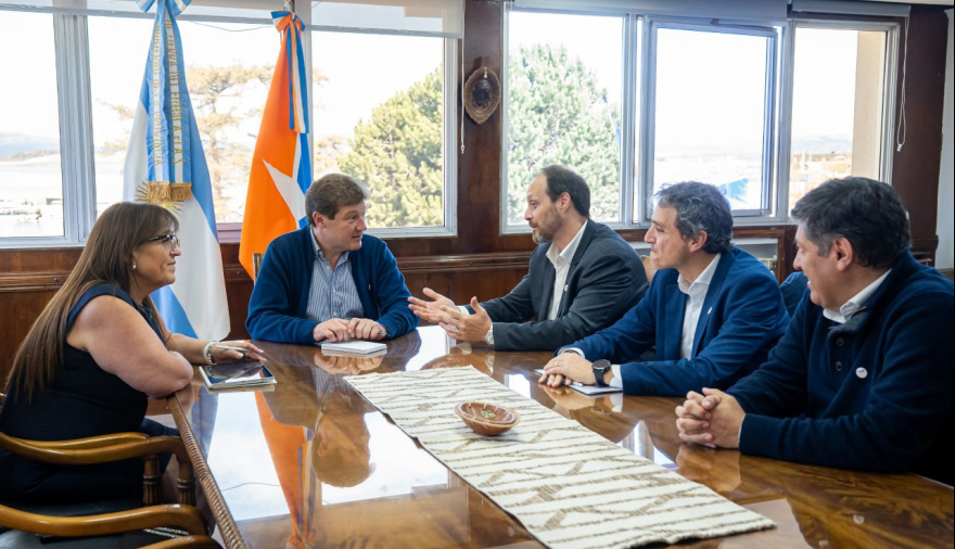 Melella se reunió con directivos de la petrolera Total Energies