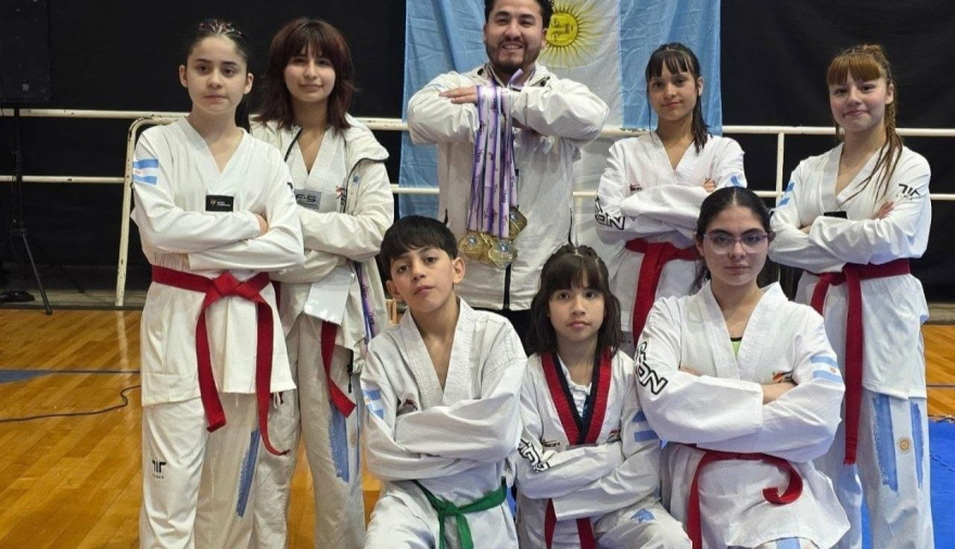 El Taekwondo sumó siete medallas para Tolhuin