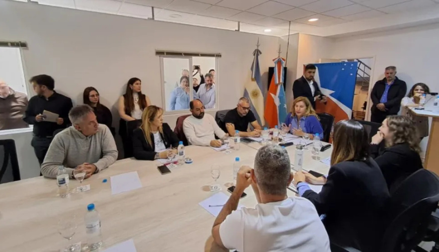 Lechman respaldó la regularización de tierras para familias productoras de Río Grande